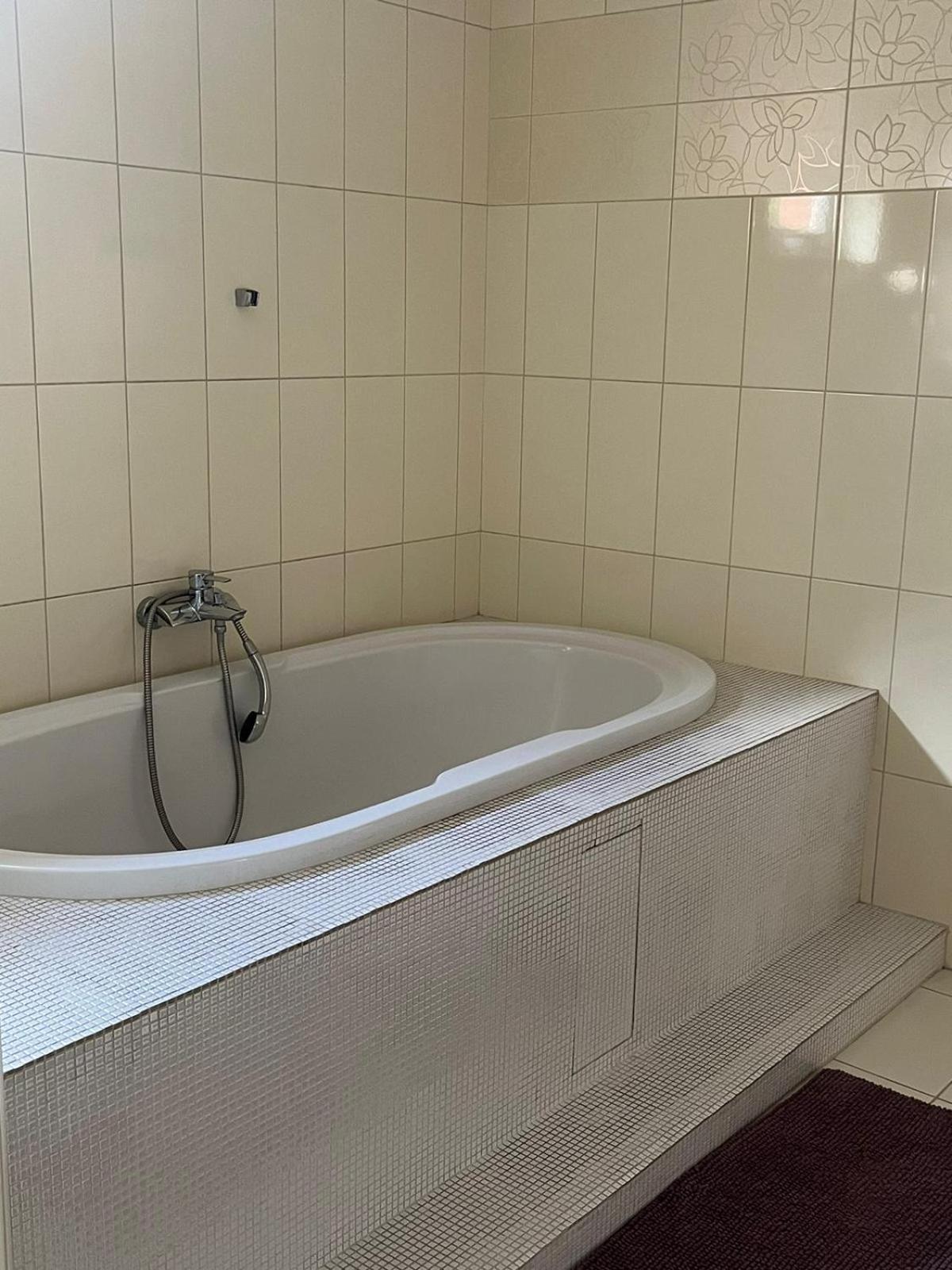 Apartman Pod Klasterem Rumburk Exteriör bild